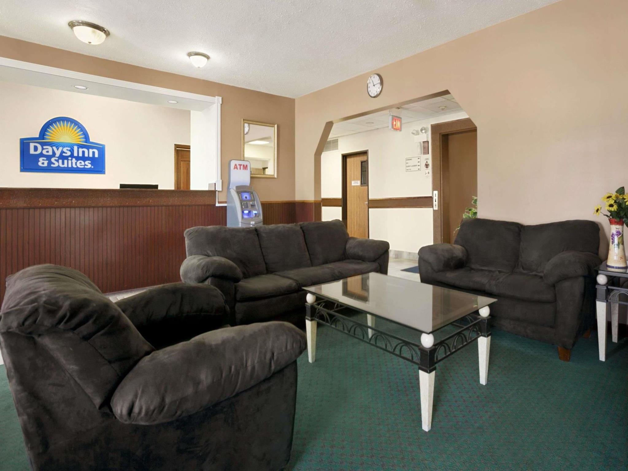 Days Inn & Suites By Wyndham Romeoville Dış mekan fotoğraf